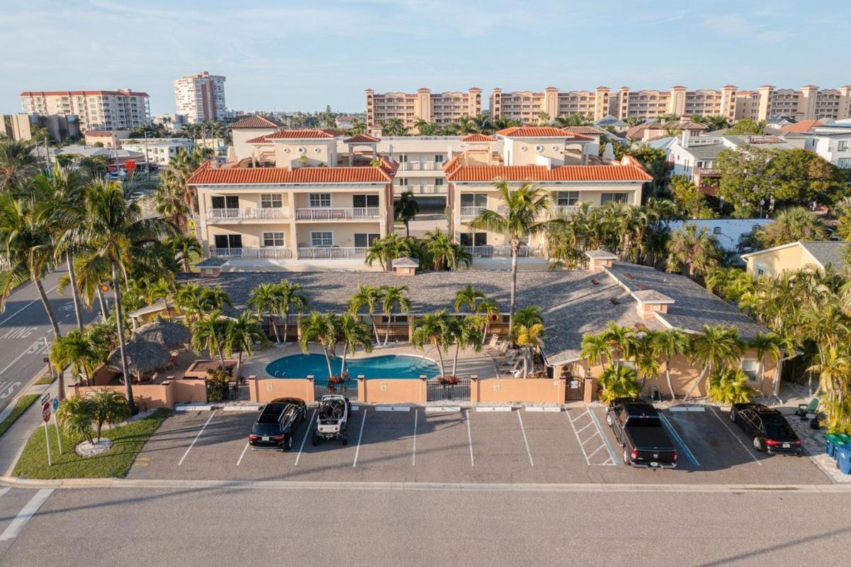 Walkable To Restaurants And Steps To The Beach! - Coconut Villa'S Suite 10 St. Pete Beach Ngoại thất bức ảnh